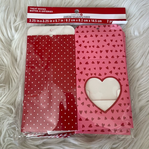 {Celebrate It} Valentine's Day Treat Bundle - Picture 7 of 8
